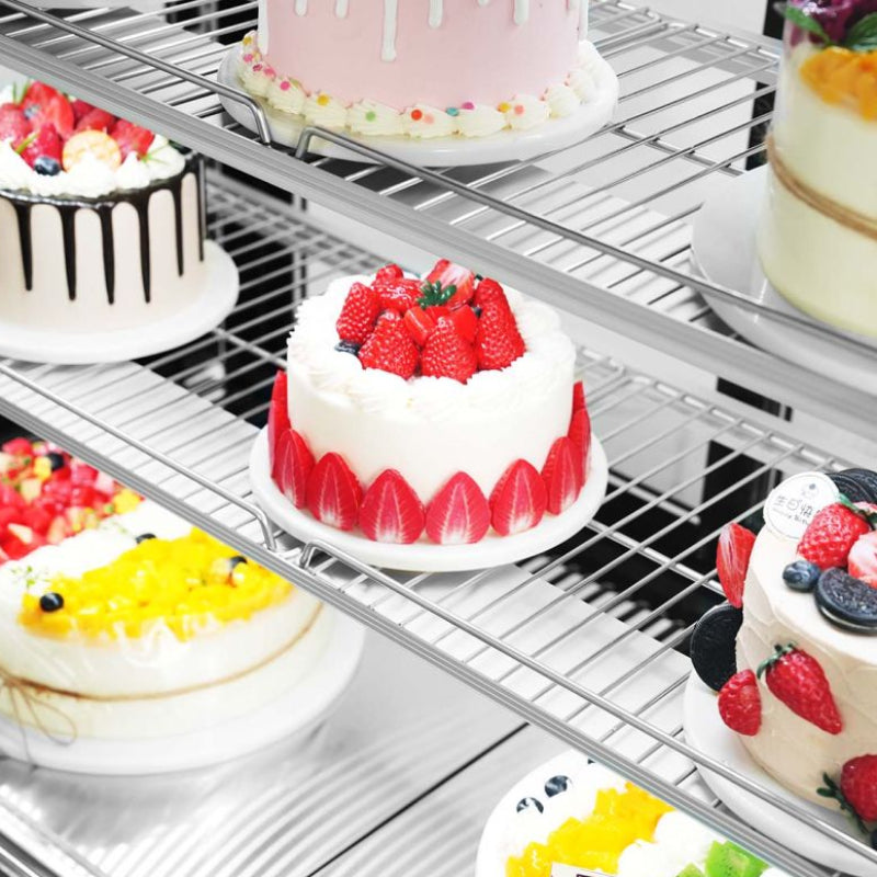 Bonvue SG120FA-2XB close-up of decorated cakes on the wire display shelves